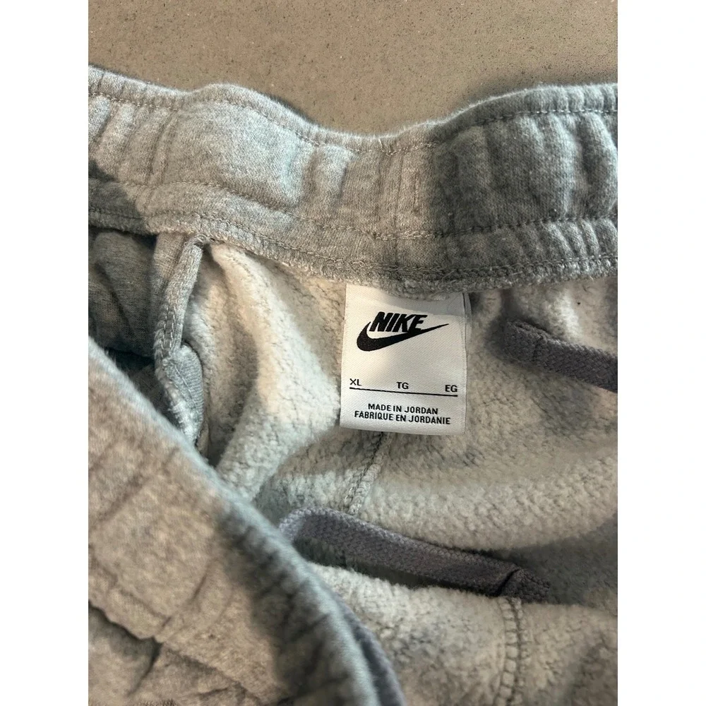 Nike‎ Mens XL Sportswear Club Fleece Joggers Gray Sweatpants